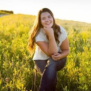 Meet your Posher, Abigail